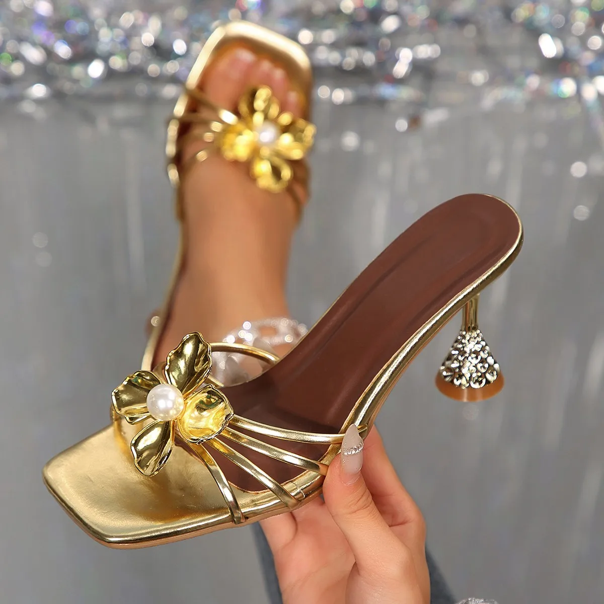 Metallic Heel Sandal - Sandały damskie w stylu vintage z