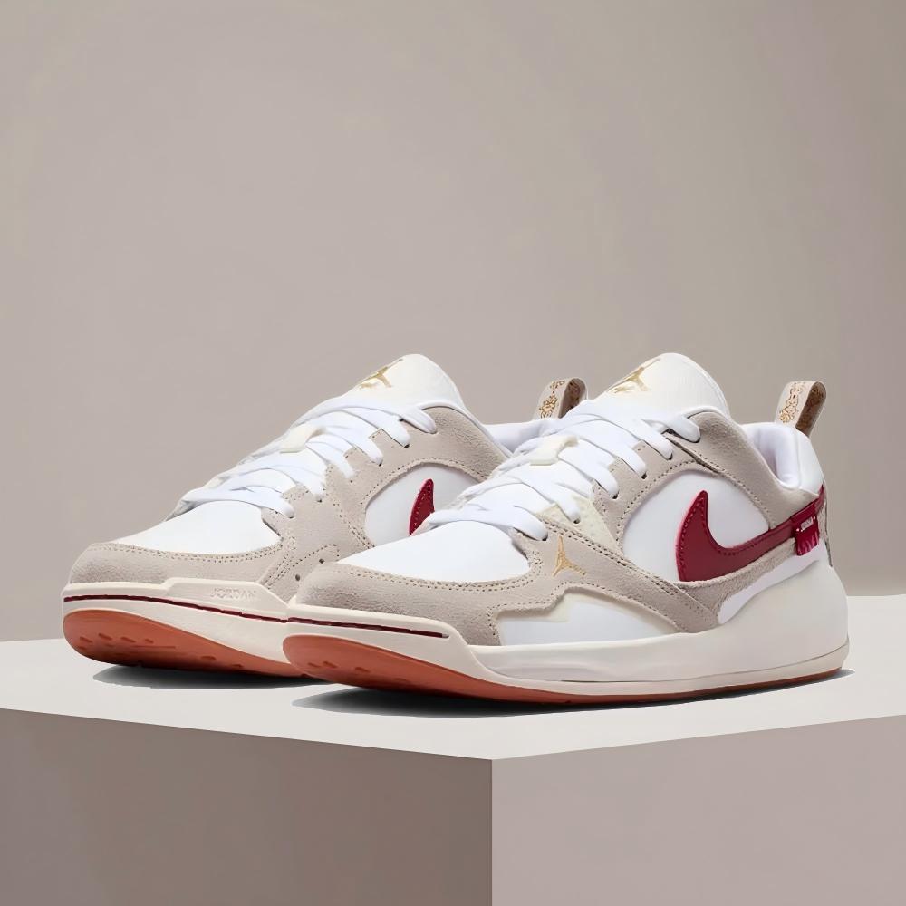 Women Shoes Jordan - Damskie sneakersy Nike Jordan CMFT ERA