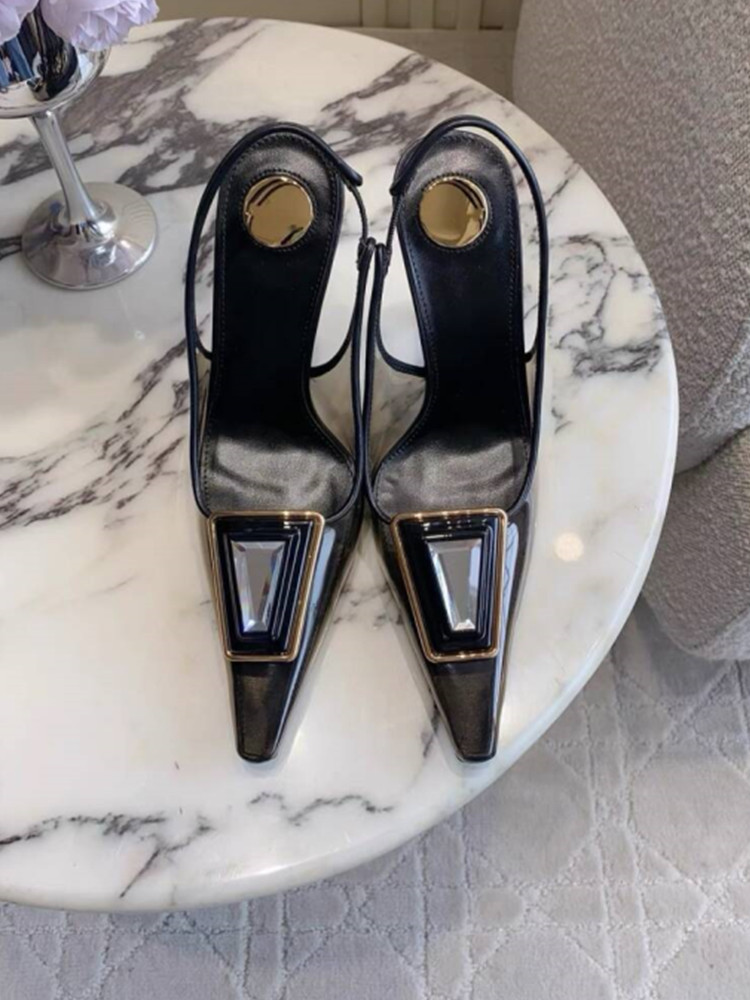 Damskie przezroczyste czółenka – Metallic Heel Sandal recenzja i cena