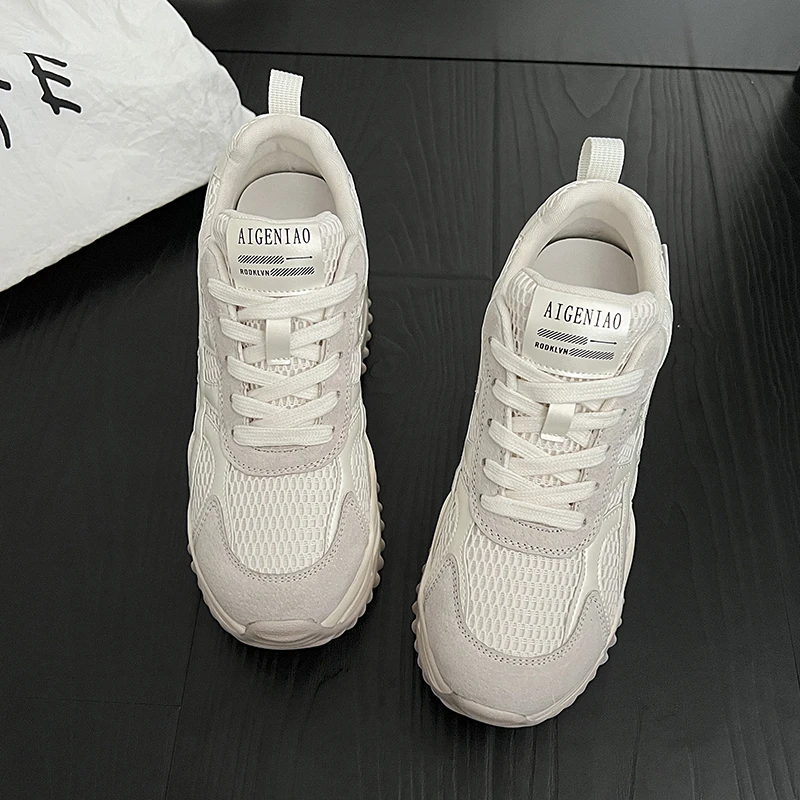Damskie modne buty typu \