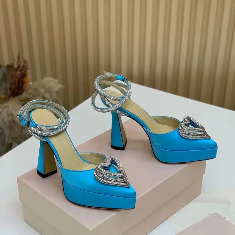 Platforma kryształowa miłość s – Metallic Heel Sandal recenzja i cena